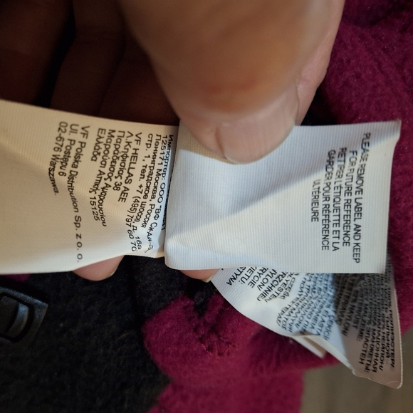 The North Face Women's Denali Etip Gloves. - Picture 11 of 15